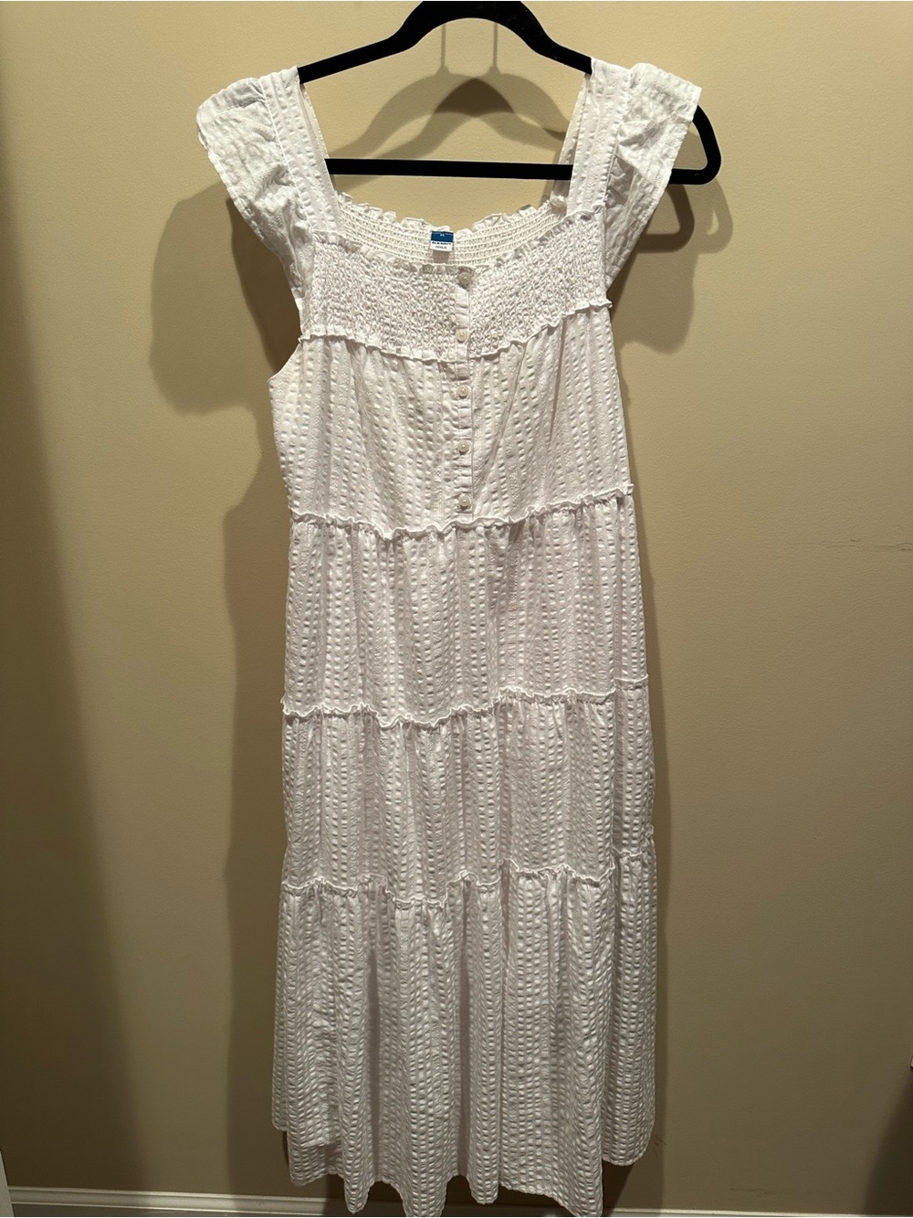 Women’s Old Navy White maxi dress